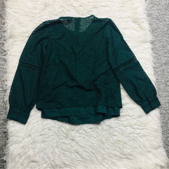 Banana Republic Lazer Cut Eyelet Blouse Dark Green Size small - Picture 1 of 11